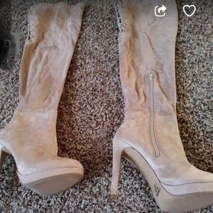 Size 8 Boots Nude